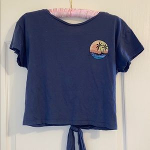 Navy Billabong short sleeve t-shirt - size S